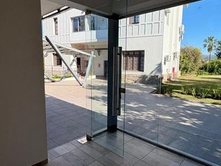 Foto 20 de Oficina en  Alquiler