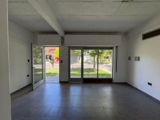 Foto 15 de Terreno en venta en Ringuelet