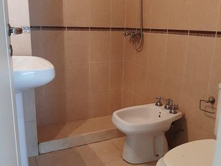 Foto 6 de Departamento en  Alquiler. Villa Sol. 3Dorm