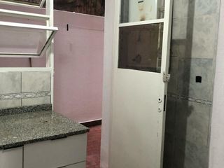 Foto 4 de Departamento en  Venta  un dormitorio,  patio en Barrio CENT