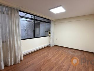 Foto 6 de Oficina en Galería La Favorita