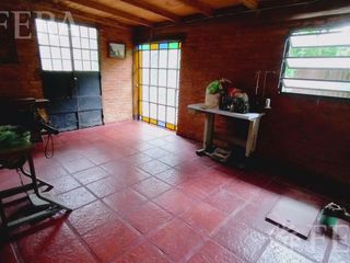 Foto 13 de Venta de casa quinta de 3 ambientes con jardín en Arturo Segui