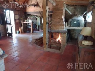 Foto 18 de Venta de casa quinta de 3 ambientes con jardín en Arturo Segui