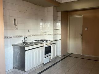 Foto 2 de Departamento en  alquiler en zona céntro, San Miguel de Tucumán