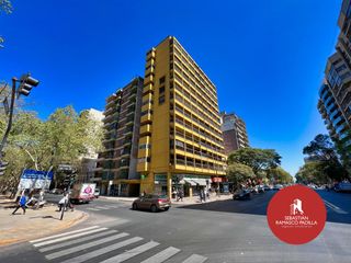 Foto 48 de departamento tres dormitorios  amplio impecable doble balcón abasto parrillero