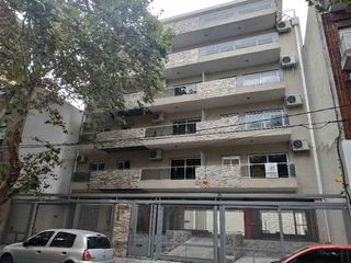Foto 11 de Departamento en alquiler en Quilmes Este