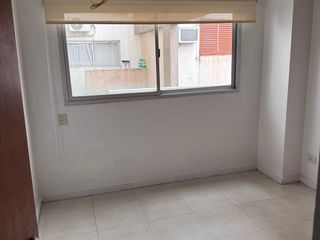 Foto 15 de Dpto Alquiler 1 dorm c/cochera, balcón, AA cortinas rollers Chacabuco 284 SMdTuc