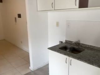 Foto 10 de Dpto Alquiler 1 dorm c/cochera, balcón, AA cortinas rollers Chacabuco 284 SMdTuc