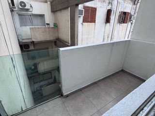Foto 12 de Dpto Alquiler 1 dorm c/cochera, balcón, AA cortinas rollers Chacabuco 284 SMdTuc