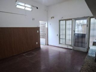 Foto 15 de Avenida Arijon Nº492