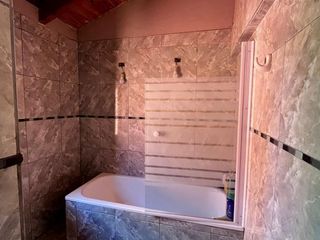 Foto 12 de Casa es en las marias, es un terreno de 1500 m2, con departamentos adicionales