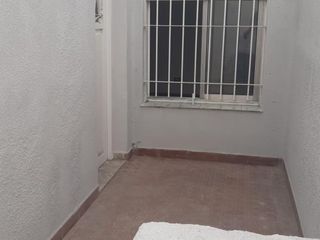 Foto 16 de VENTA CASA 2 DORMITORIOS EN TIRO FEDERAL EDISON 1126