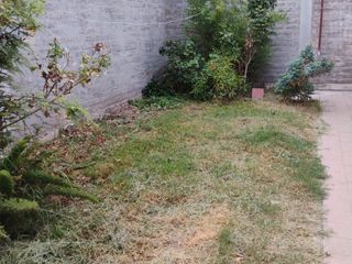 Foto 5 de ALQUILER-CASA 4 DORMITORIOS CON COCHERA-BARRIO MUNICIPAL-LAS HERAS