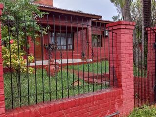 Foto 8 de Guidek Stasiuk propiedades vende hermosa casa