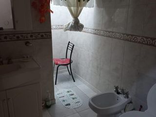 Foto 6 de Guidek Stasiuk propiedades vende hermosa casa