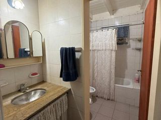 Foto 22 de VENTA O PERMUTA Casa tipo Chalet en Ayacucho 3800