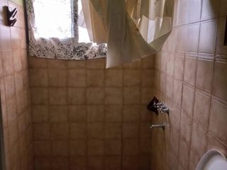 Foto 5 de Se vende casa con una excelente ubicacion, especial para inversiones.