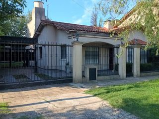 Foto 17 de Casa en alquiler en Moreno centro Norte de elegancia y confort de alta Categoria