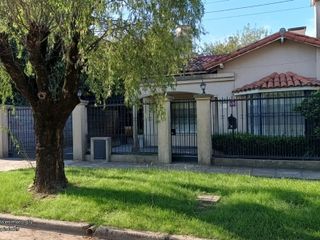 Foto 15 de Casa en alquiler en Moreno centro Norte de elegancia y confort de alta Categoria