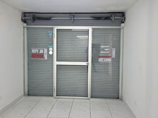 Foto 5 de RENTA LOCAL COMERCIAL 60 m² frente QUICENTRO SHOPPING
