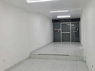 Foto 8 de RENTA LOCAL COMERCIAL 60 m² frente QUICENTRO SHOPPING