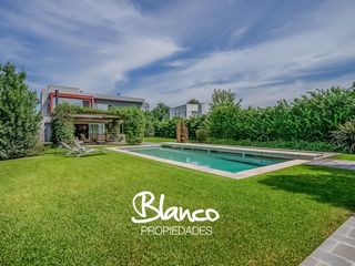 Foto 2 de Casa en Venta en Haras Santa Maria, Escobar, G.B.A. Zona Norte, Argentina