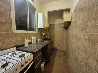 Foto 4 de 2 AMB CFTE X ESC- PUERTA BLINDADA - 40 m2