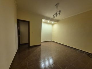 Foto 3 de 2 AMB CFTE X ESC- PUERTA BLINDADA - 40 m2