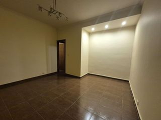 Foto 2 de 2 AMB CFTE X ESC- PUERTA BLINDADA - 40 m2