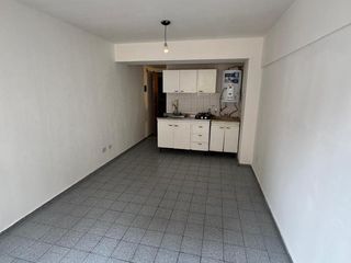 Foto 4 de Departamento en  pleno centro Caseros 380