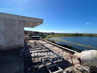 Foto 10 de Casa en Venta 5 ambientes - Al Agua - Puertos Zona Norte