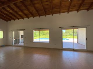 Foto 4 de Casa en alquiler en Valle del Golf, Falda del Carmen, Córdoba