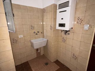 Foto 4 de VENTA DPTO 2 DORMITORIOS 1 BAÑO CENTRO. MEJOR UBICACION. OPORTUNIDAD DE INVERSION