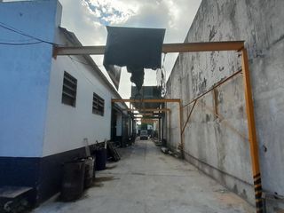 Foto 9 de Depósito en  Alquiler