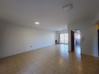 Foto 4 de Departamento de 3 ambientes en venta en Gualeguaychu