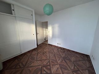 Foto 9 de Buen Chalet/Duplex de 3 amb. en alquiler en Carapachay!!