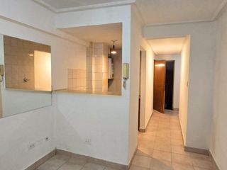 Foto 2 de Departamento en  Virgen de la Merced al 300
