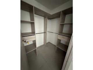Foto 5 de Arriendo apartamento en el poblado sector los balsos