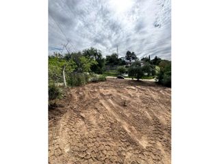Foto 5 de oportunidad lote esquina en villa del lago