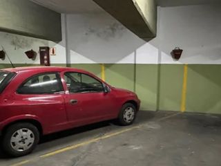 Foto 8 de Venta Cochera B Norte excelente oport. Retasada