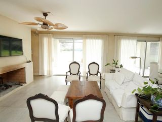Foto 5 de Casas en venta Villa Elisa