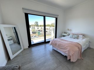 Foto 10 de Moderna casa en alquiler temporal