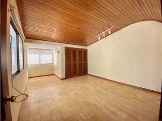 Foto 6 de CASA EN ARRIENDO EN BAVARIA PARA USO VIVIENDA O COMERCIAL