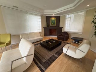 Foto 3 de CASA EN VENTA O RENTA CUMBAYA URB. LUJO