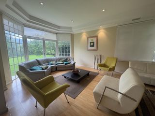 Foto 2 de CASA EN VENTA O RENTA CUMBAYA URB. LUJO
