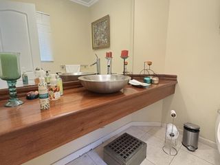 Foto 9 de CASA EN VENTA O RENTA CUMBAYA URB. LUJO