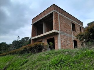 Foto 3 de VENTA CASA CONSTRUCCION Y LOTE EN NORTEAMERICA BELLO