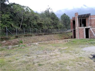 Foto 9 de VENTA CASA CONSTRUCCION Y LOTE EN NORTEAMERICA BELLO