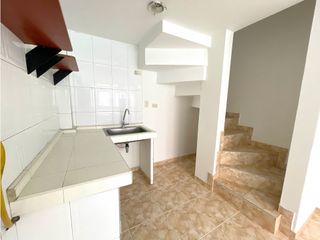 Foto 2 de Hermosa casa en arriendo! Conjunto residencial Ciudad Tintal!!