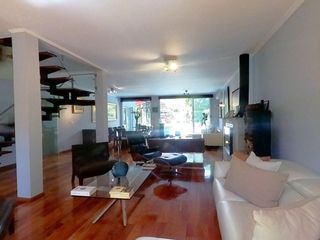 Foto 8 de CASA CON JARDÍN Y PILETA VICENTE LOPEZ